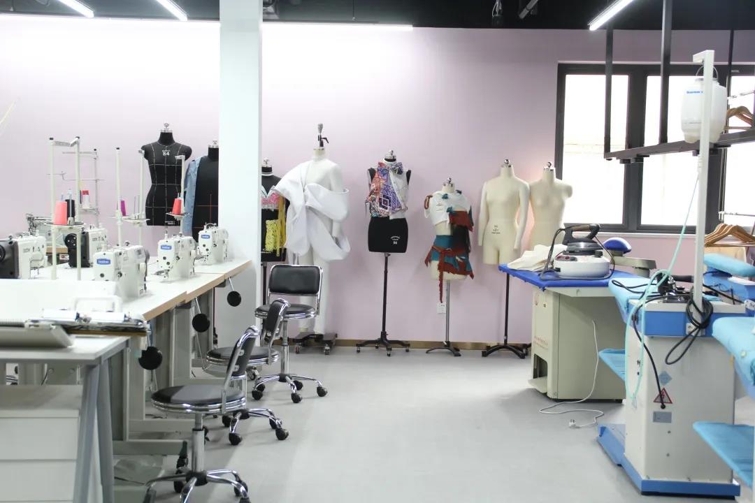 服裝工作室
